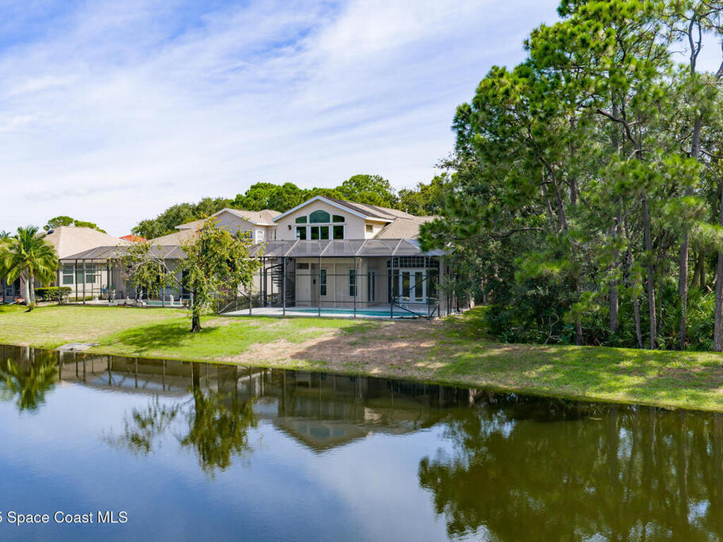 853 Suntree Woods Drive, Melbourne, FL 32940