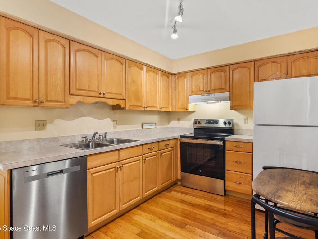 2050 Oleander Boulevard, Fort Pierce, FL 34950