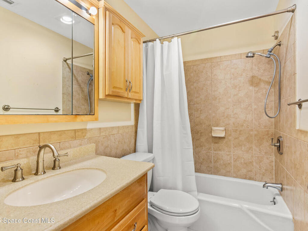 2050 Oleander Boulevard, Fort Pierce, FL 34950