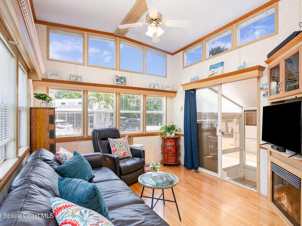 406 Pier Lane, Melbourne Beach, FL 32951