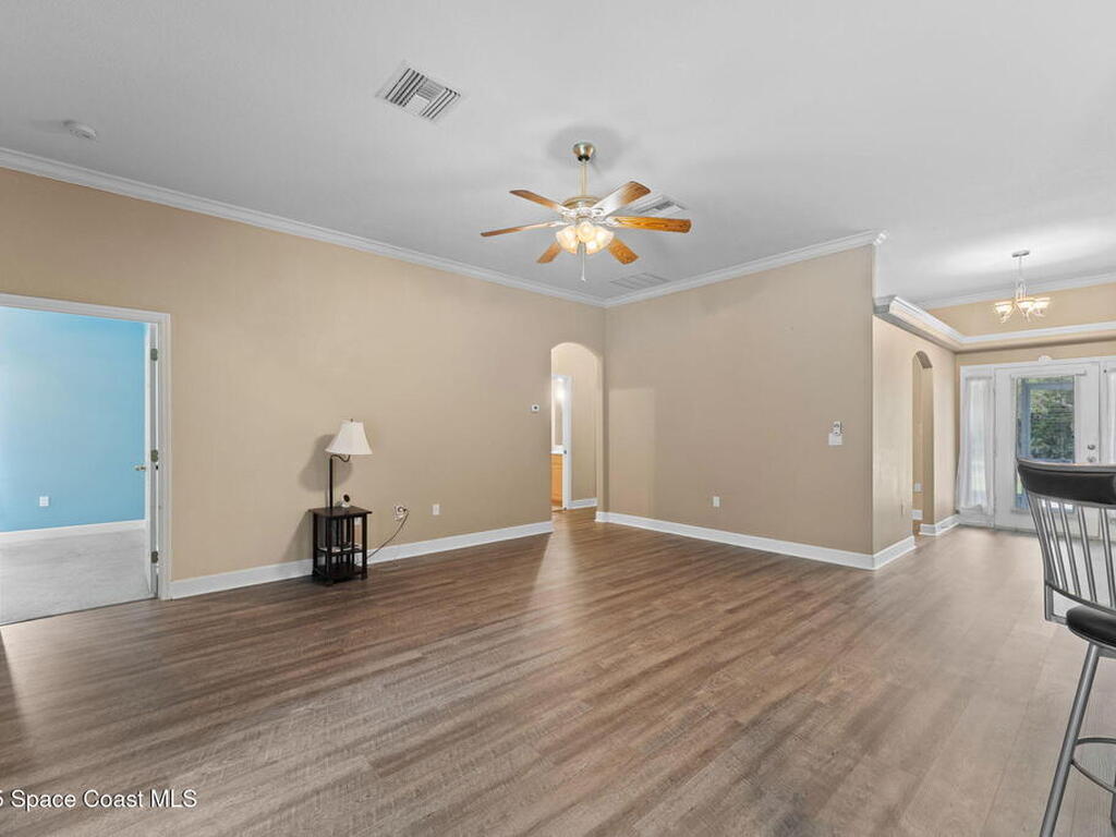 5680 Seminole Street, Mims, FL 32754