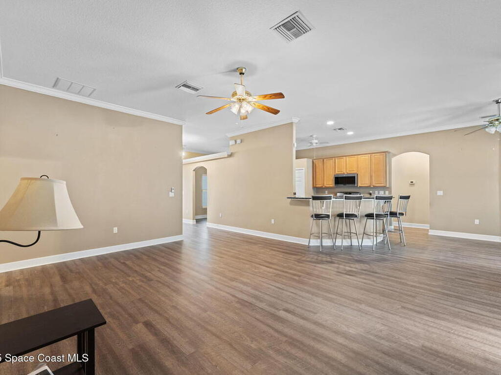 5680 Seminole Street, Mims, FL 32754