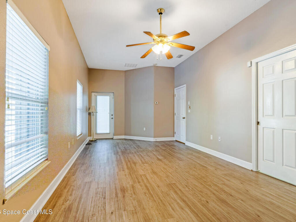 5680 Seminole Street, Mims, FL 32754