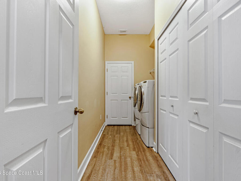 5680 Seminole Street, Mims, FL 32754