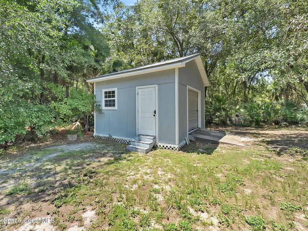 5680 Seminole Street, Mims, FL 32754