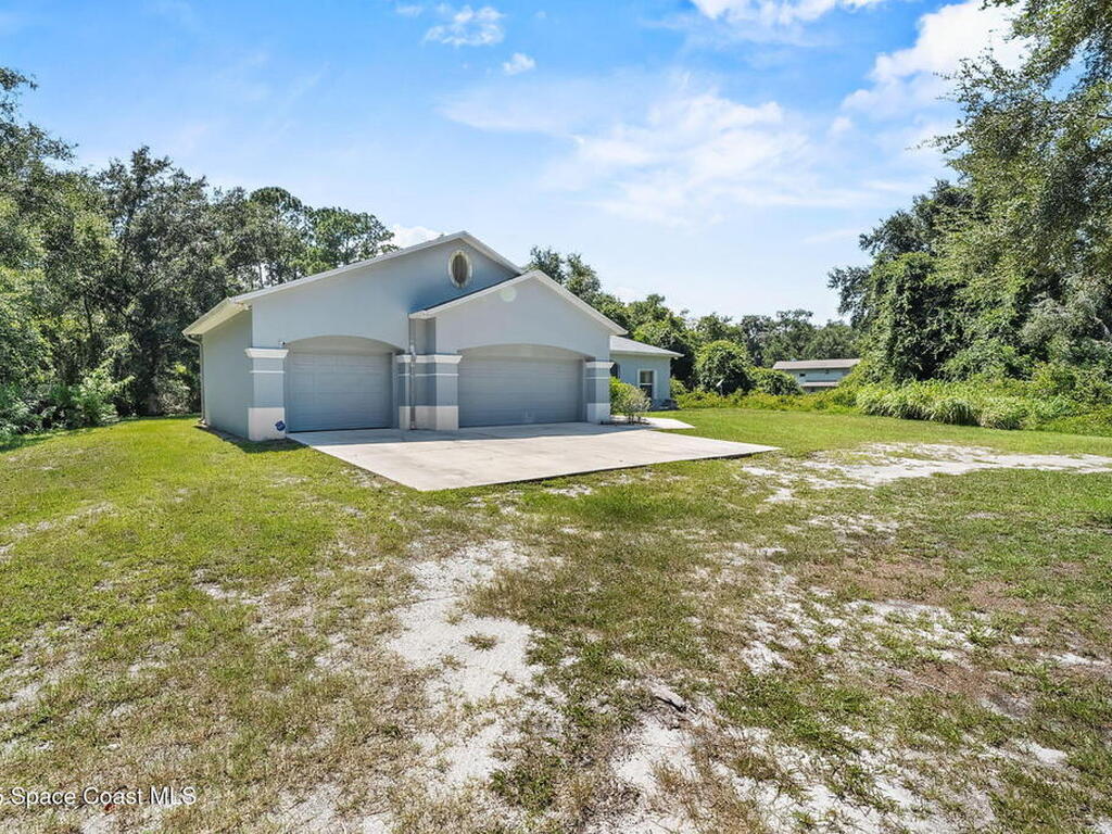 5680 Seminole Street, Mims, FL 32754