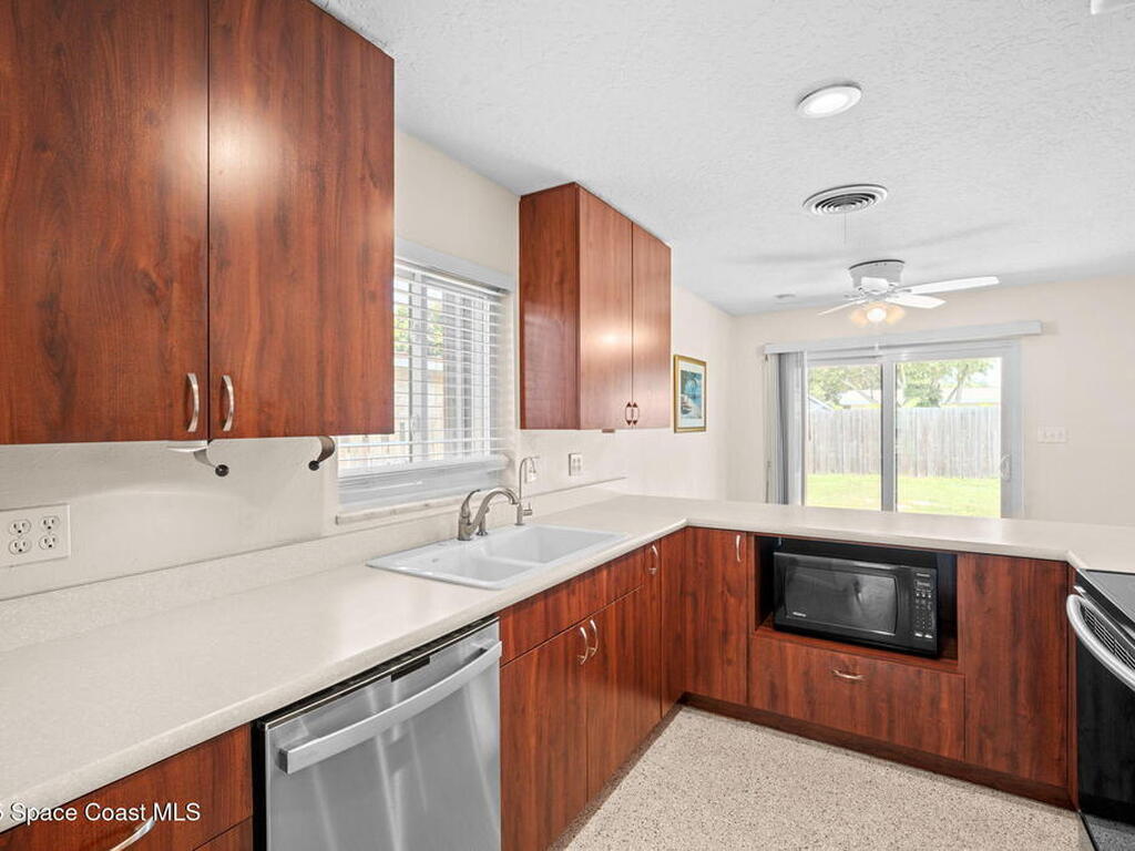 270 W Lauren Court, Merritt Island, FL 32952