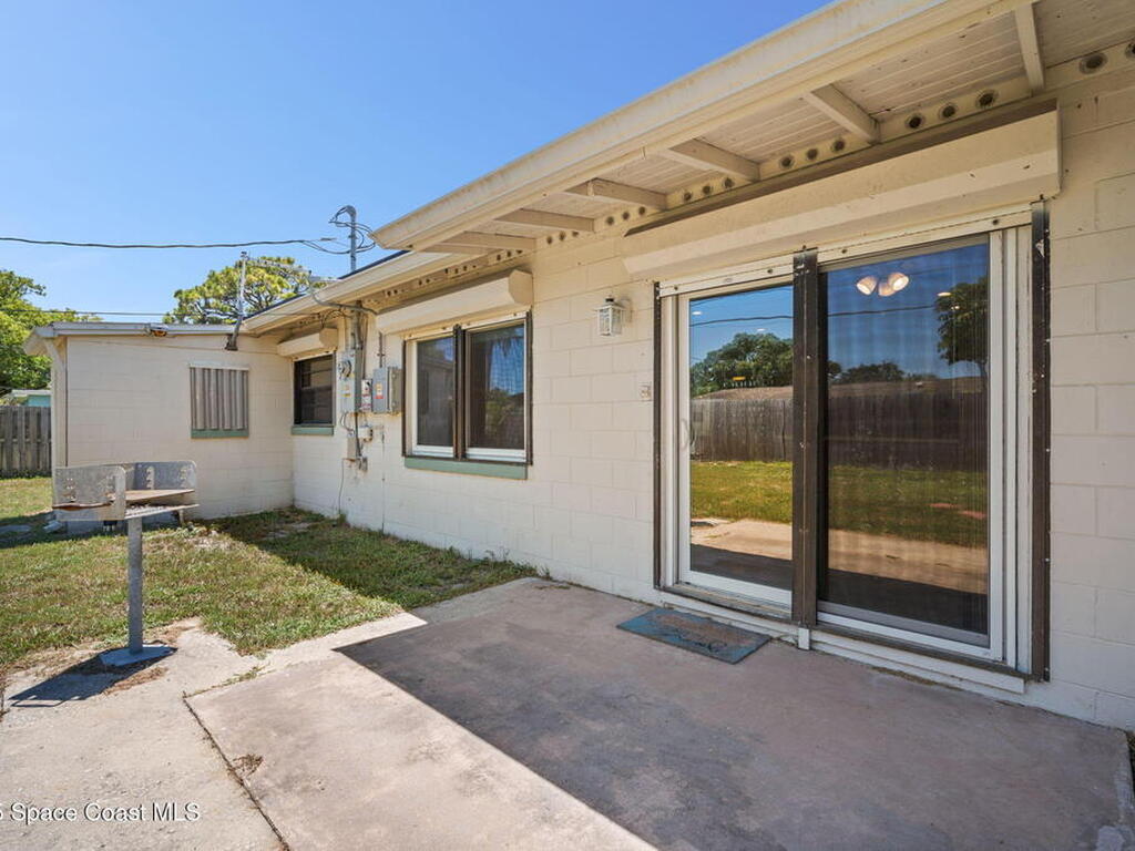 270 W Lauren Court, Merritt Island, FL 32952