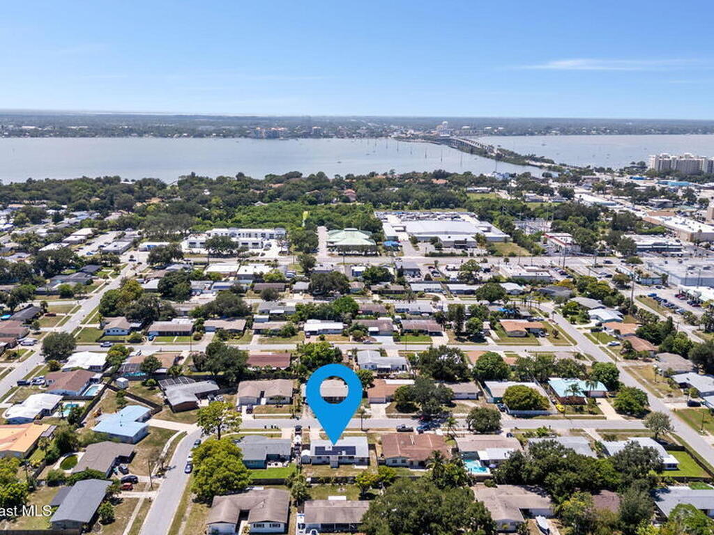 270 W Lauren Court, Merritt Island, FL 32952