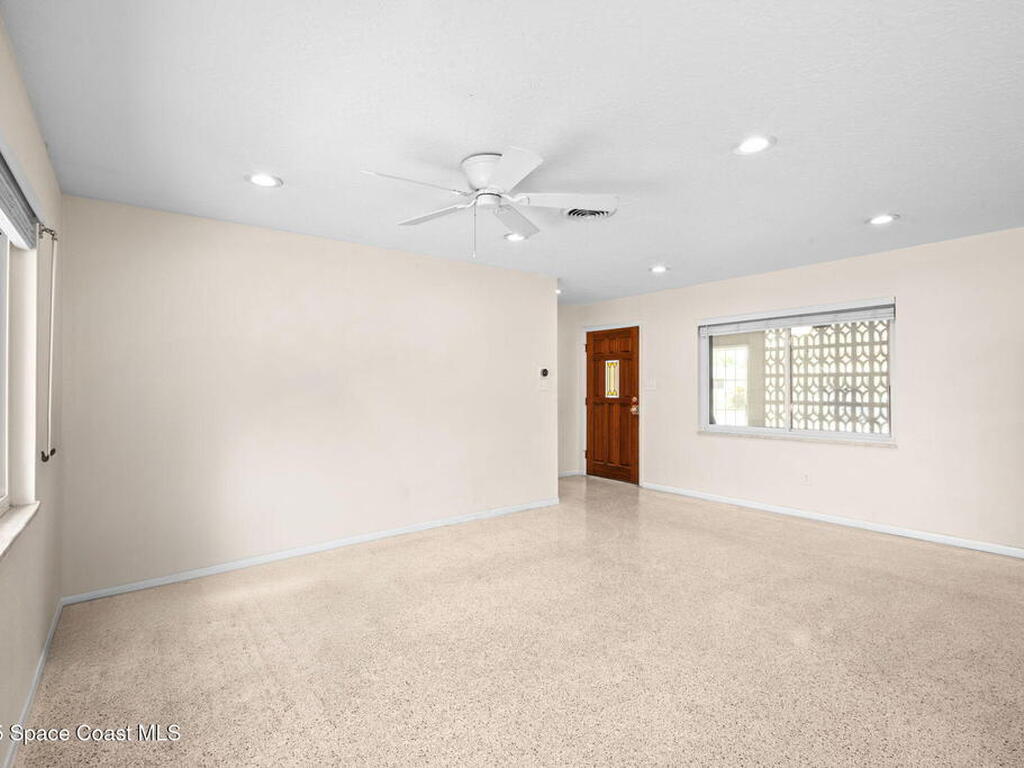 270 W Lauren Court, Merritt Island, FL 32952