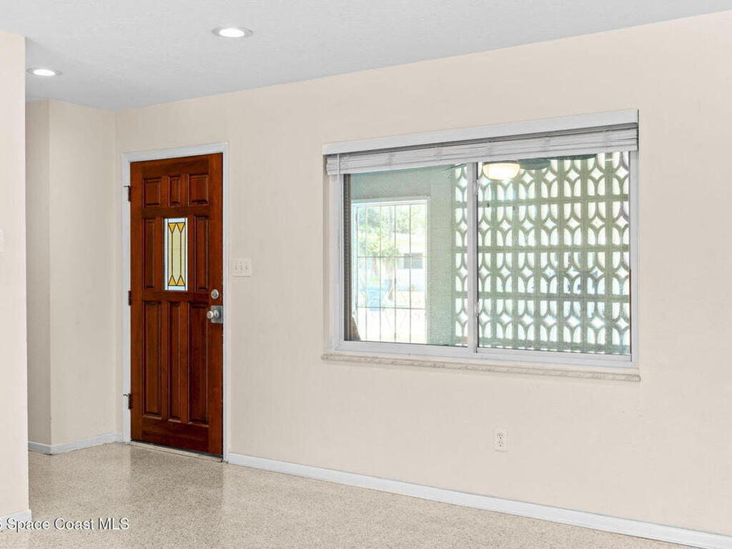 270 W Lauren Court, Merritt Island, FL 32952