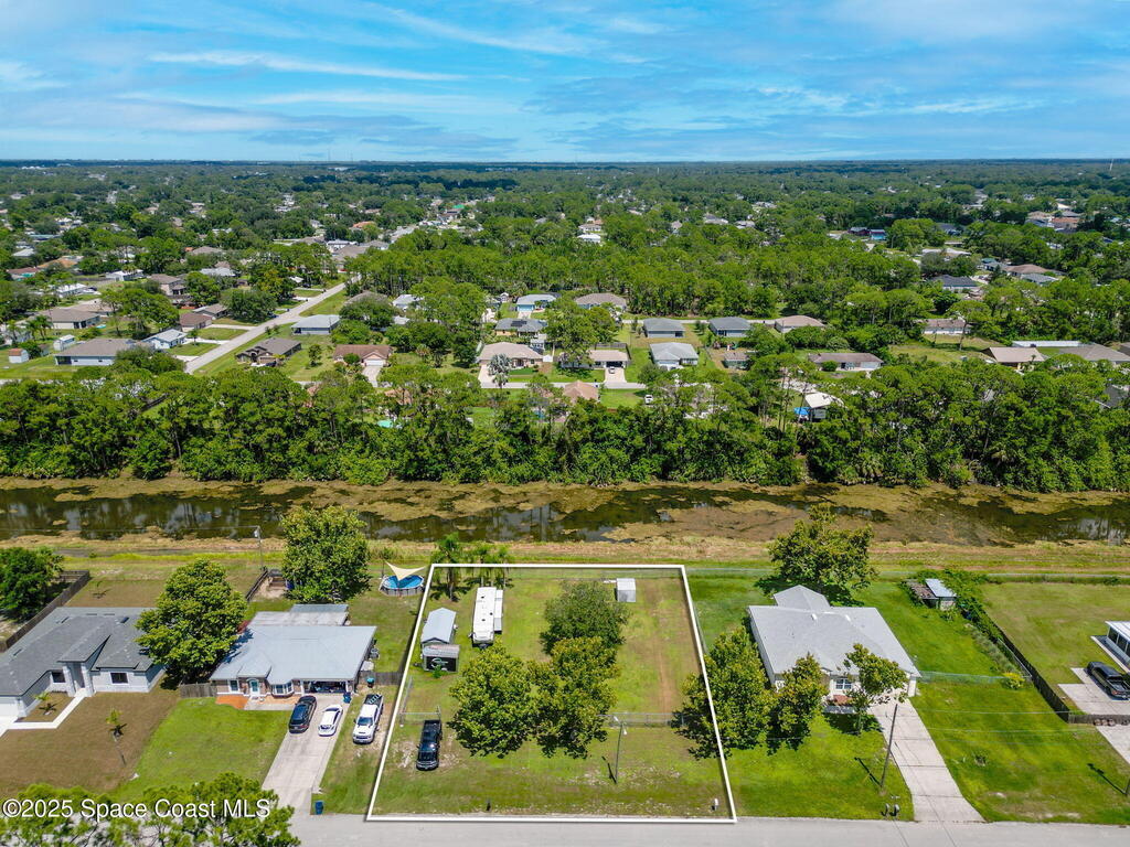 847 Tejon Avenue, Palm Bay, FL 32908