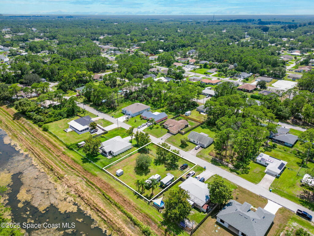 847 Tejon Avenue, Palm Bay, FL 32908