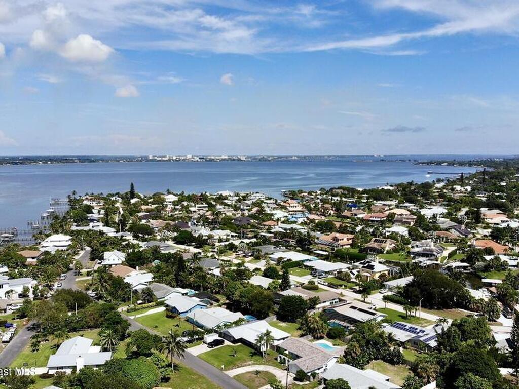 2060 Bonita Avenue, Melbourne Beach, FL 32951