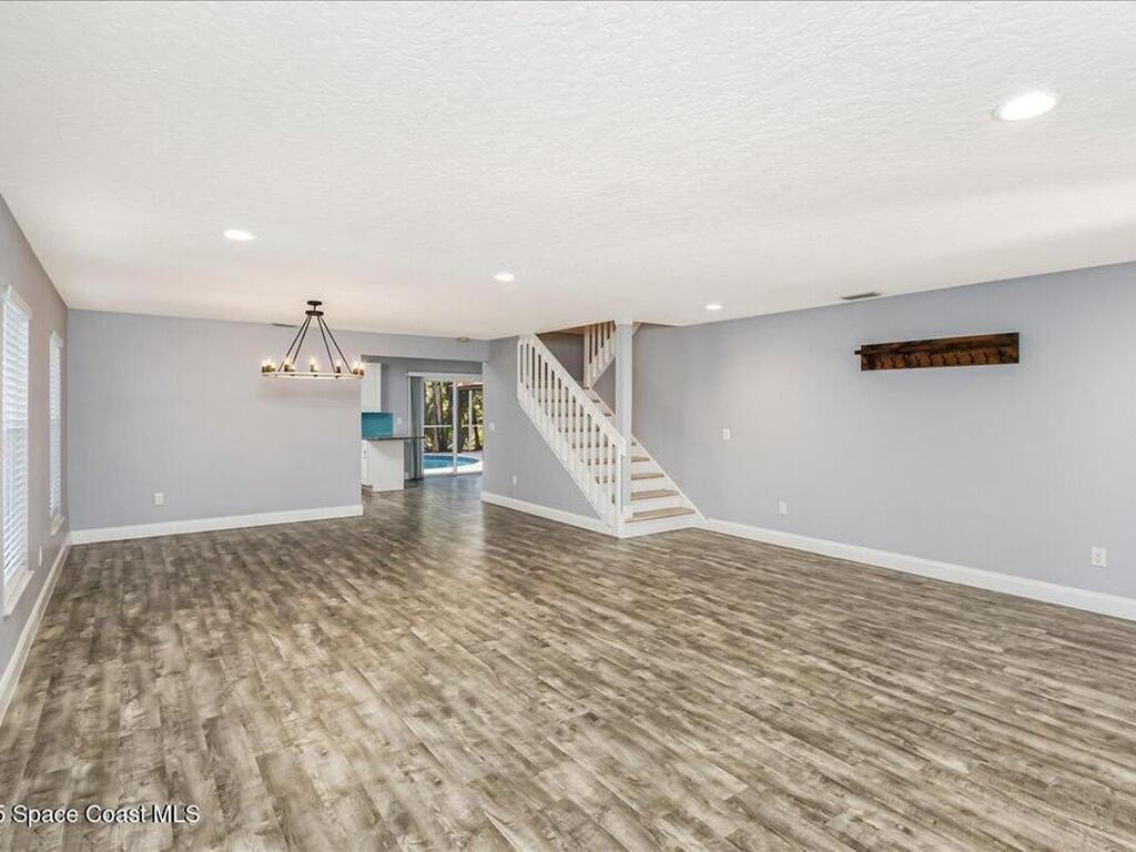 1911 Fabien Circle, Melbourne, FL 32940