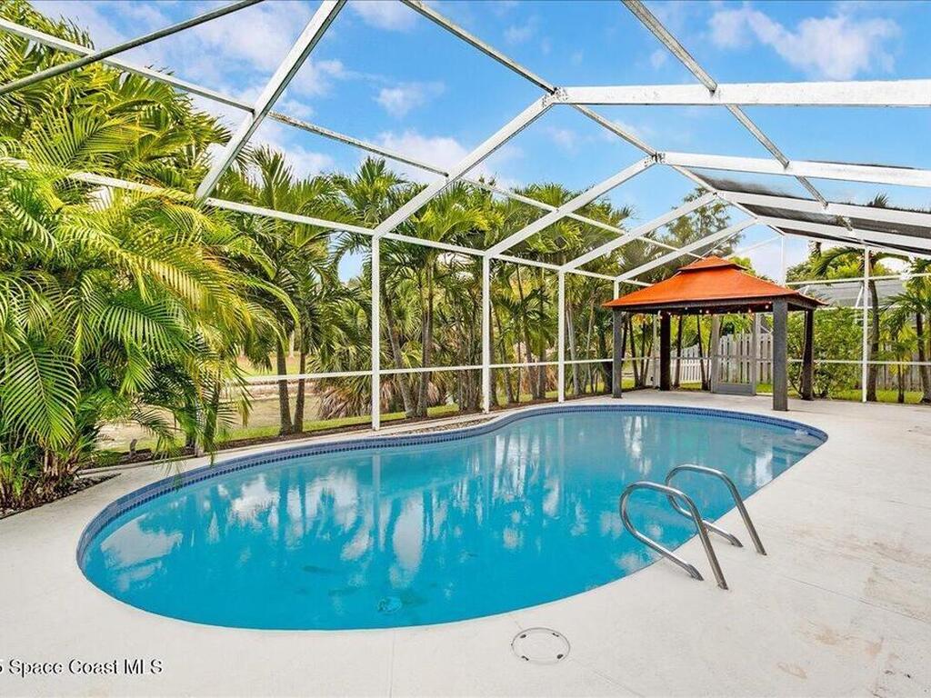 1911 Fabien Circle, Melbourne, FL 32940