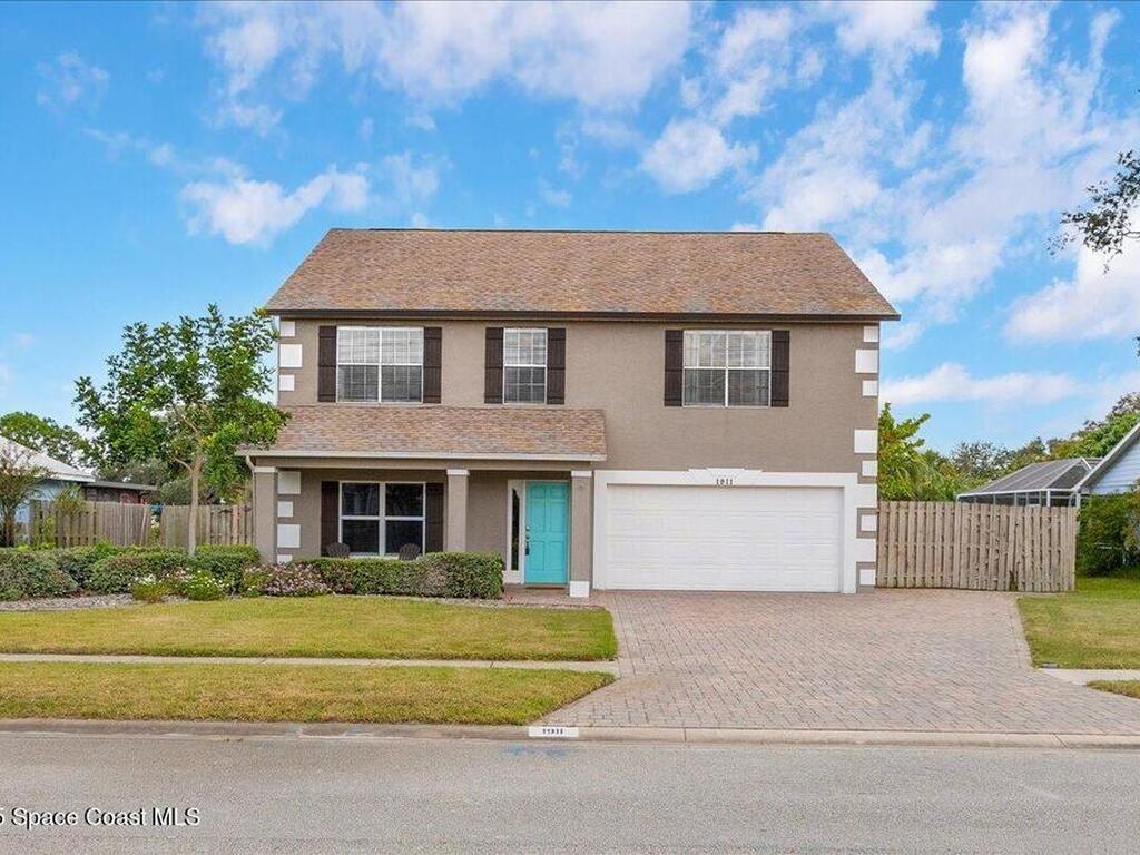 1911 Fabien Circle, Melbourne, FL 32940