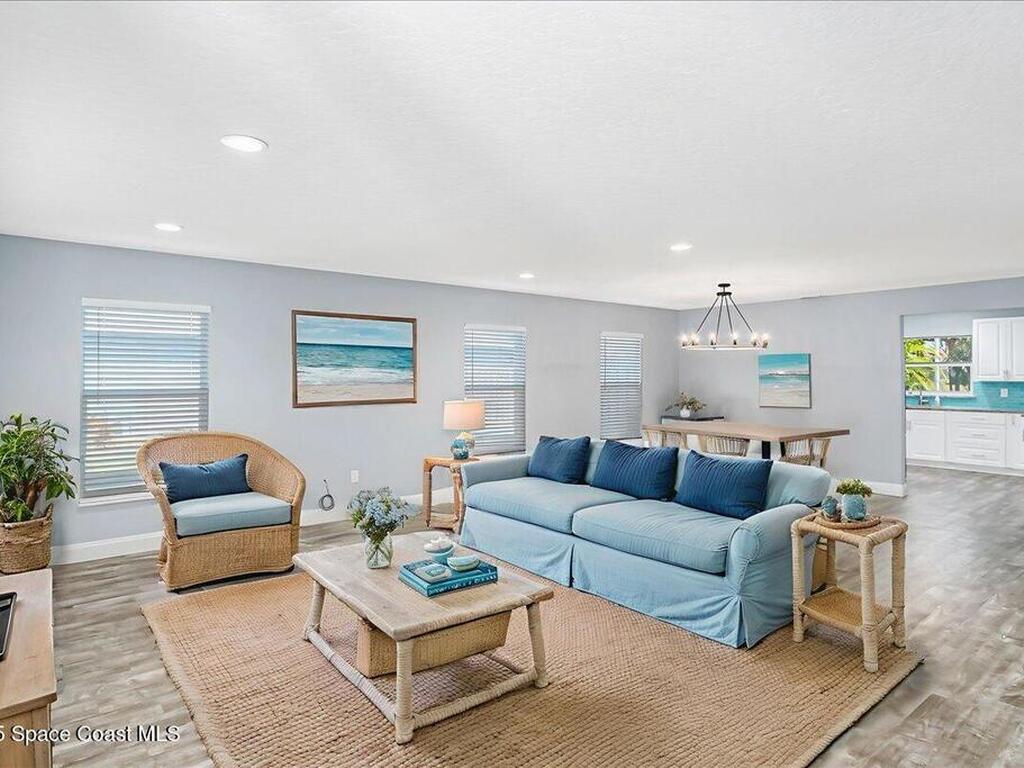 1911 Fabien Circle, Melbourne, FL 32940