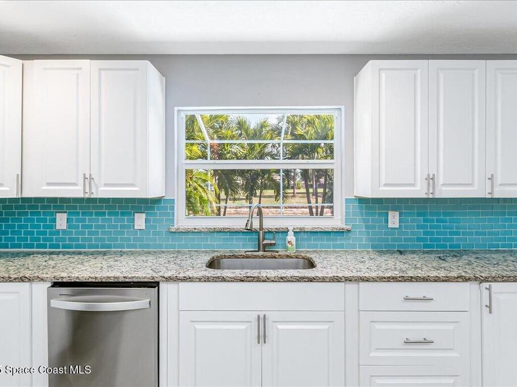 1911 Fabien Circle, Melbourne, FL 32940
