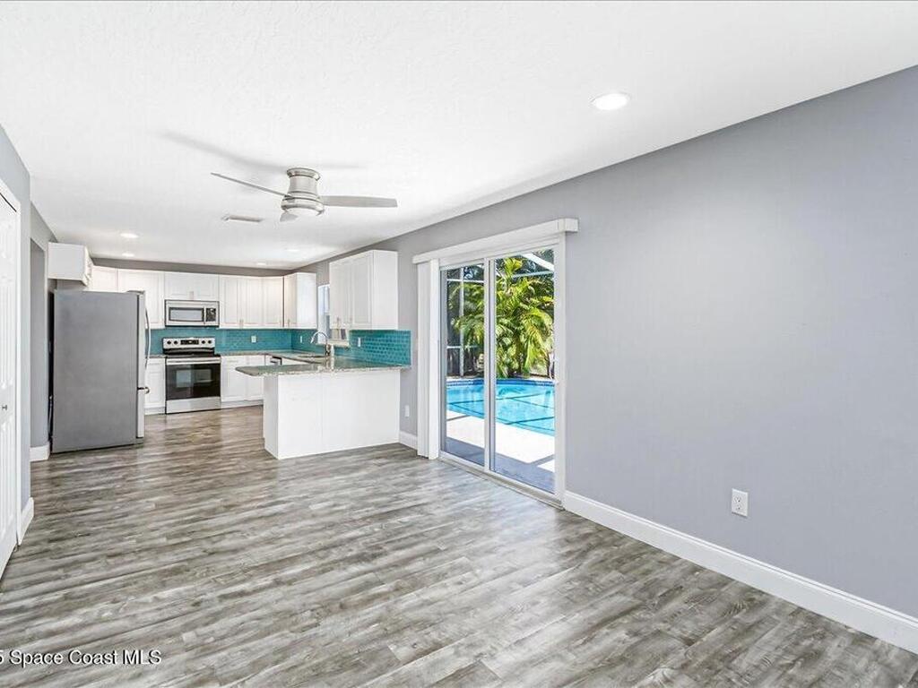 1911 Fabien Circle, Melbourne, FL 32940