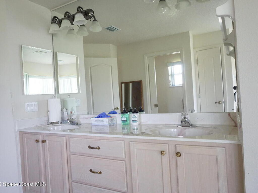 711 Hunan Street, Palm Bay, FL 32907