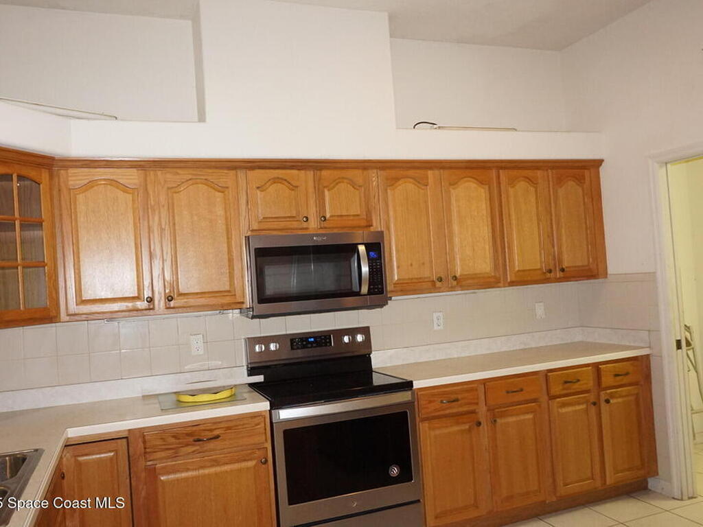 711 Hunan Street, Palm Bay, FL 32907