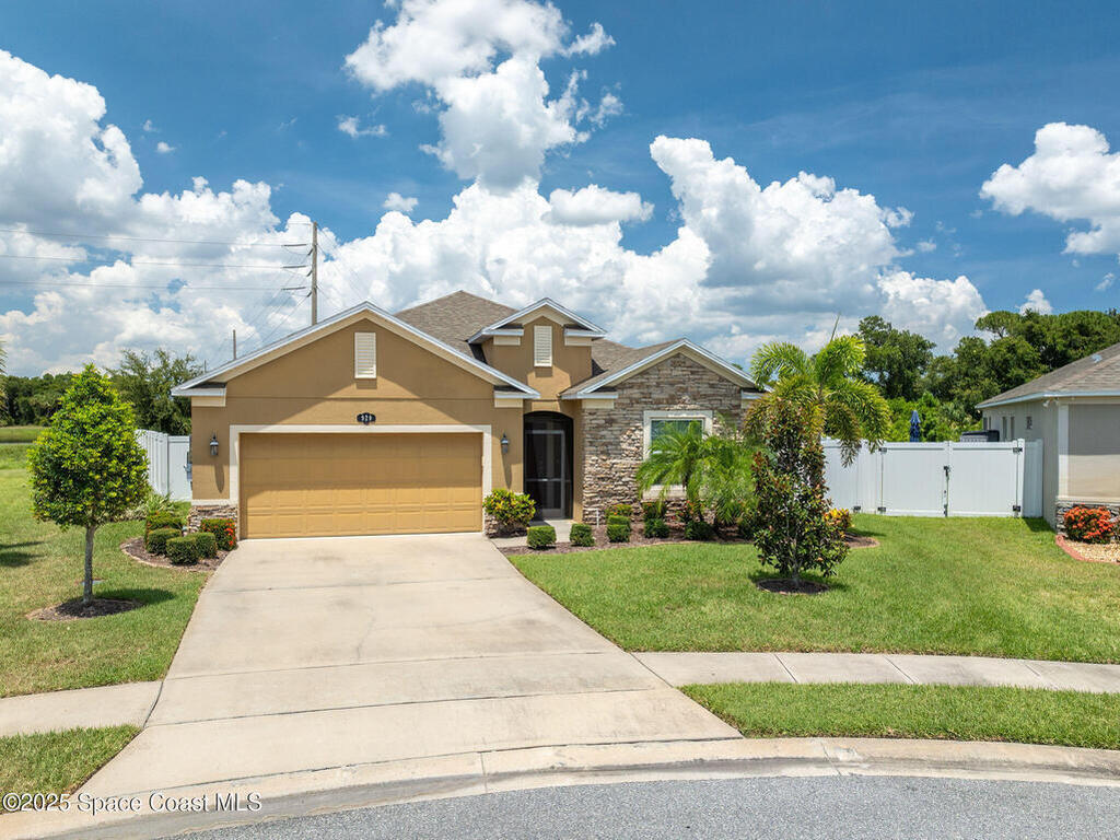 920 Bear Lake Drive, Rockledge, FL 32955