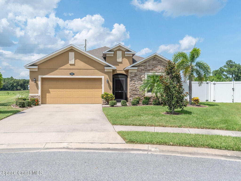 920 Bear Lake Drive, Rockledge, FL 32955