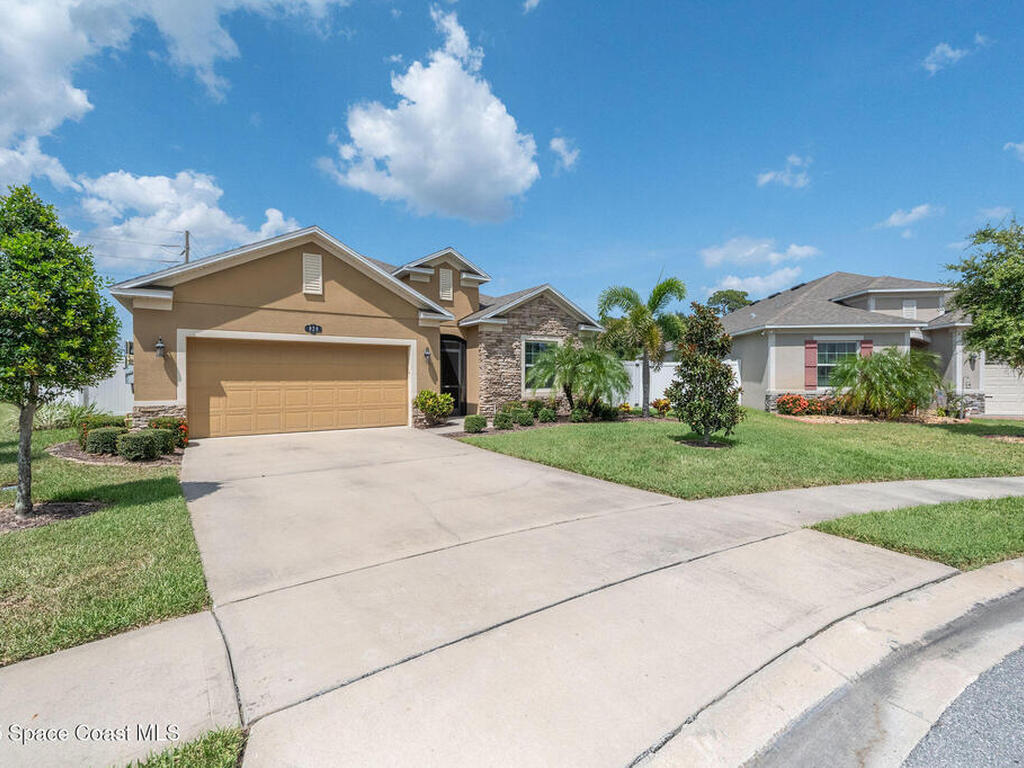 920 Bear Lake Drive, Rockledge, FL 32955