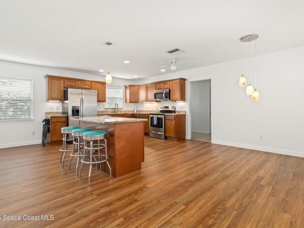 1871 Bel Court, Indialantic, FL 32903