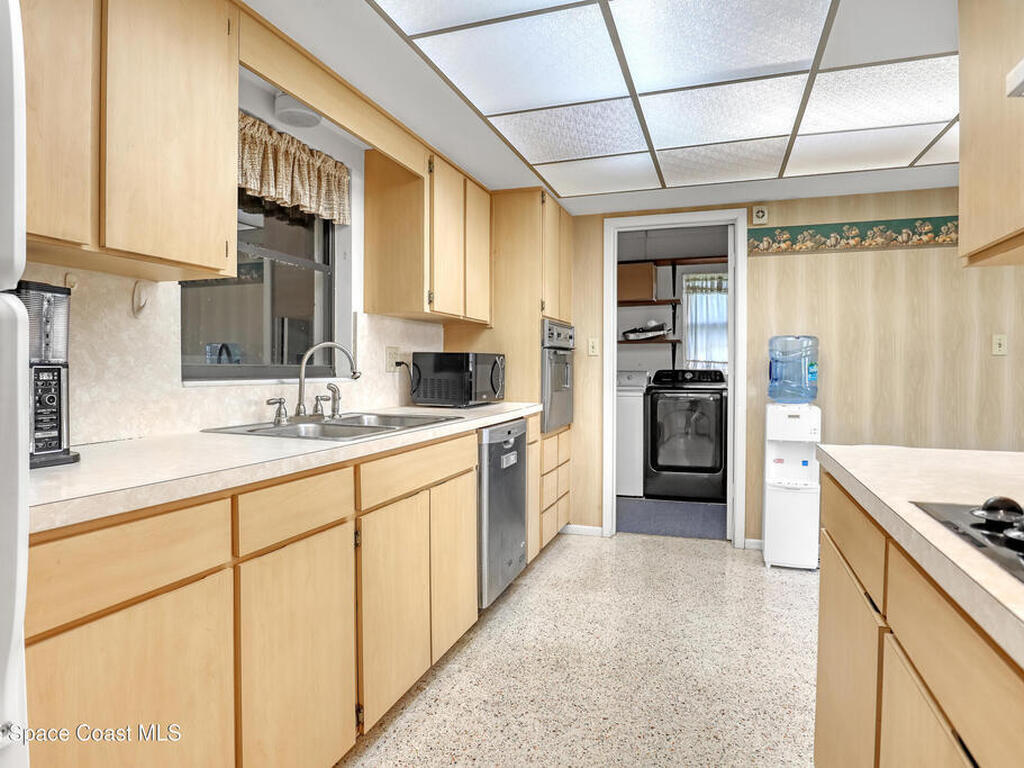1510 Holly Avenue, Merritt Island, FL 32952