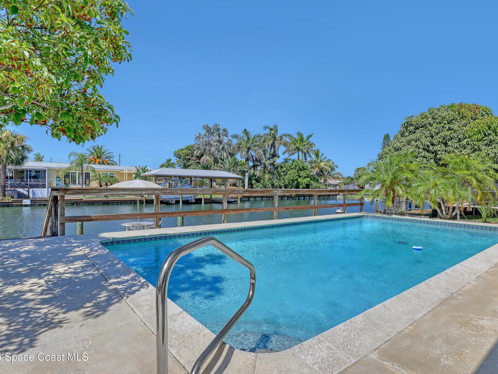 1510 Holly Avenue, Merritt Island, FL 32952