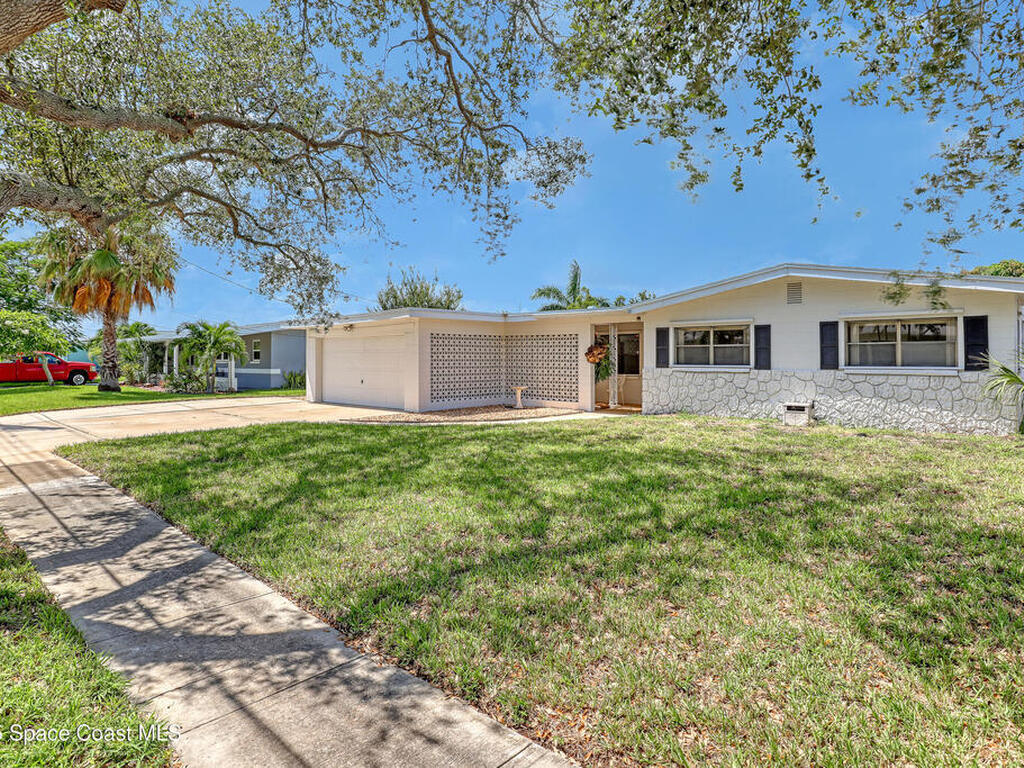 1510 Holly Avenue, Merritt Island, FL 32952