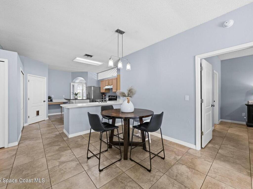 1850 Emerald Green Circle, Oviedo, FL 32765