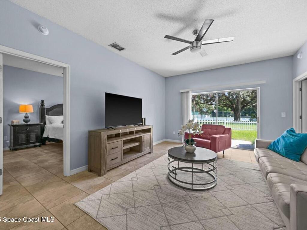 1850 Emerald Green Circle, Oviedo, FL 32765