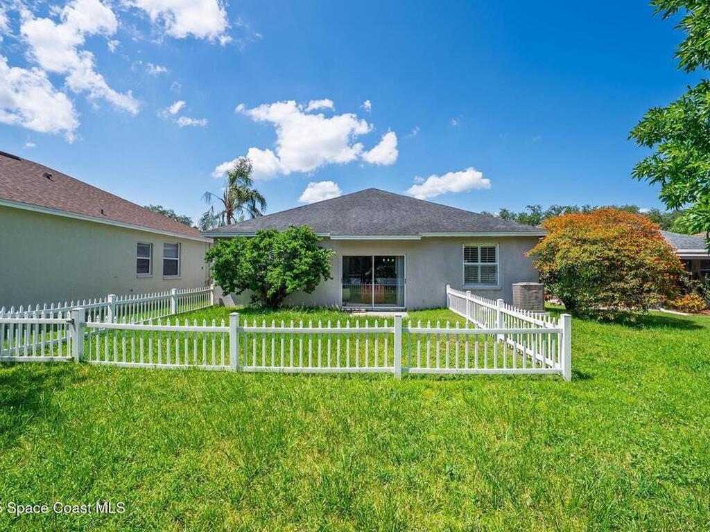 1850 Emerald Green Circle, Oviedo, FL 32765