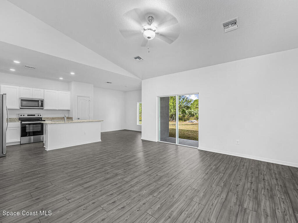 1150 Saturn Street, Palm Bay, FL 32909