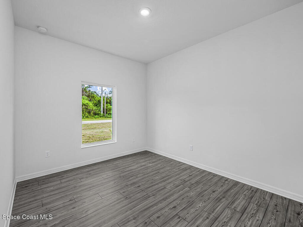 1150 Saturn Street, Palm Bay, FL 32909