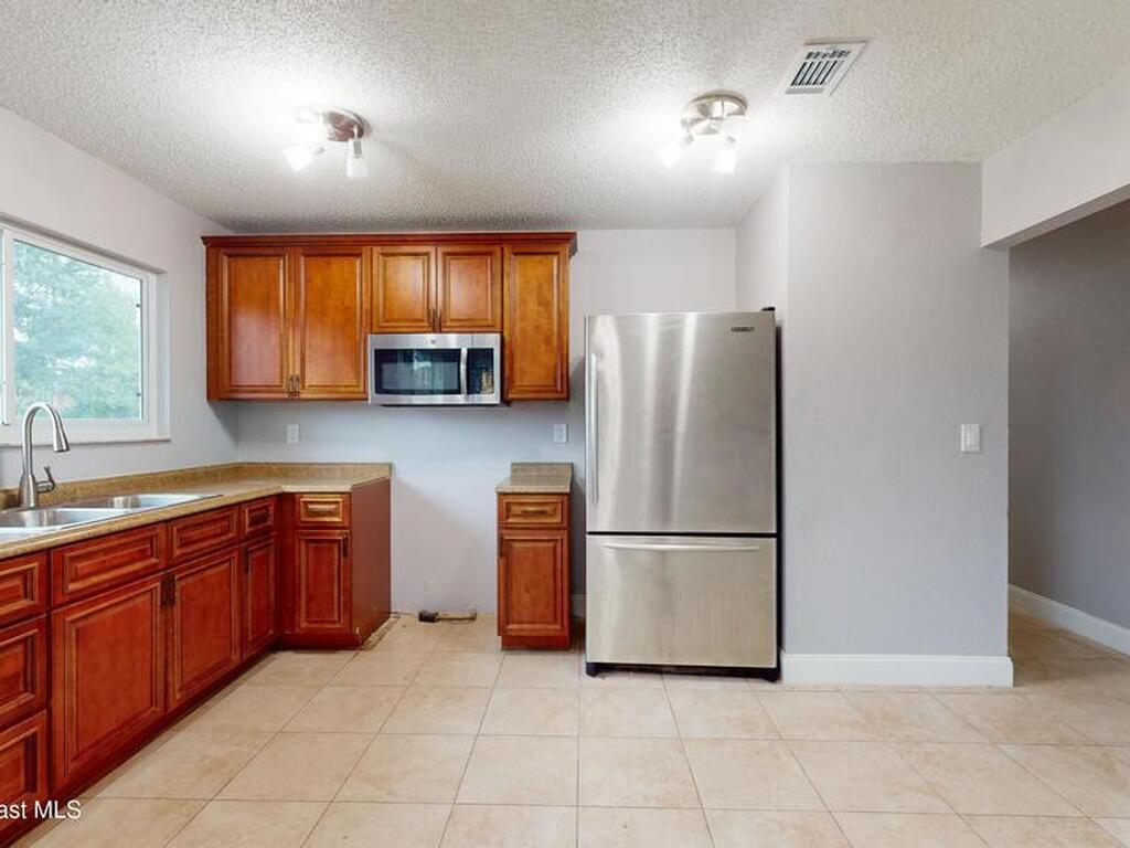 1053 Zambrana Street, Palm Bay, FL 32909