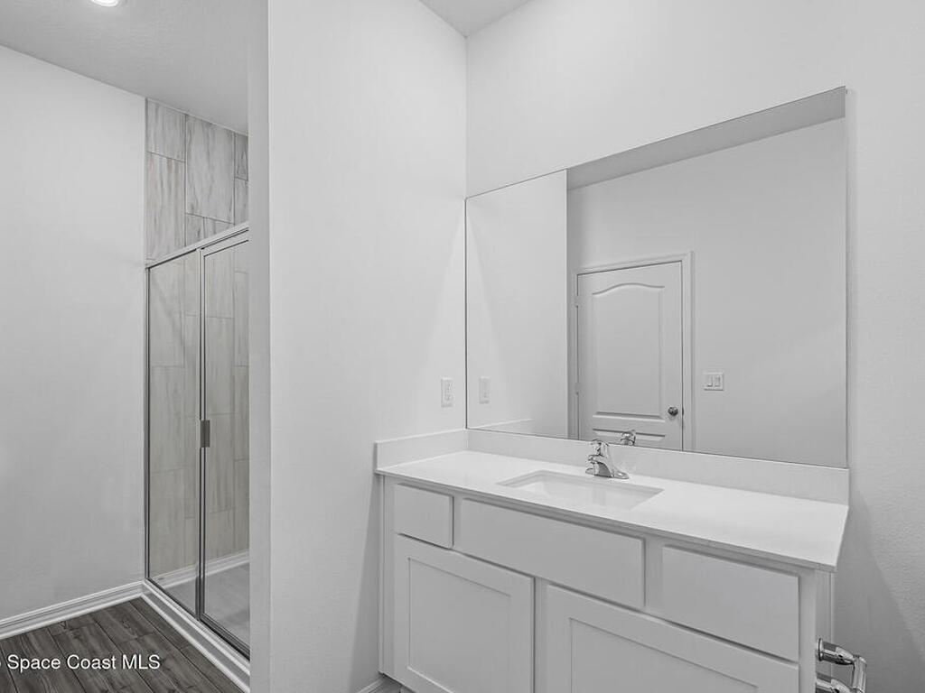 884 Aruba Avenue, Palm Bay, FL 32909