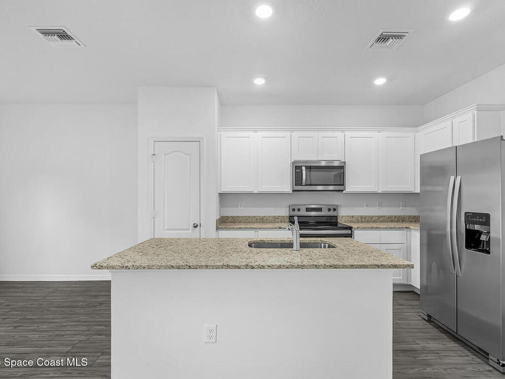 1441 Paramount Avenue, Palm Bay, FL 32909