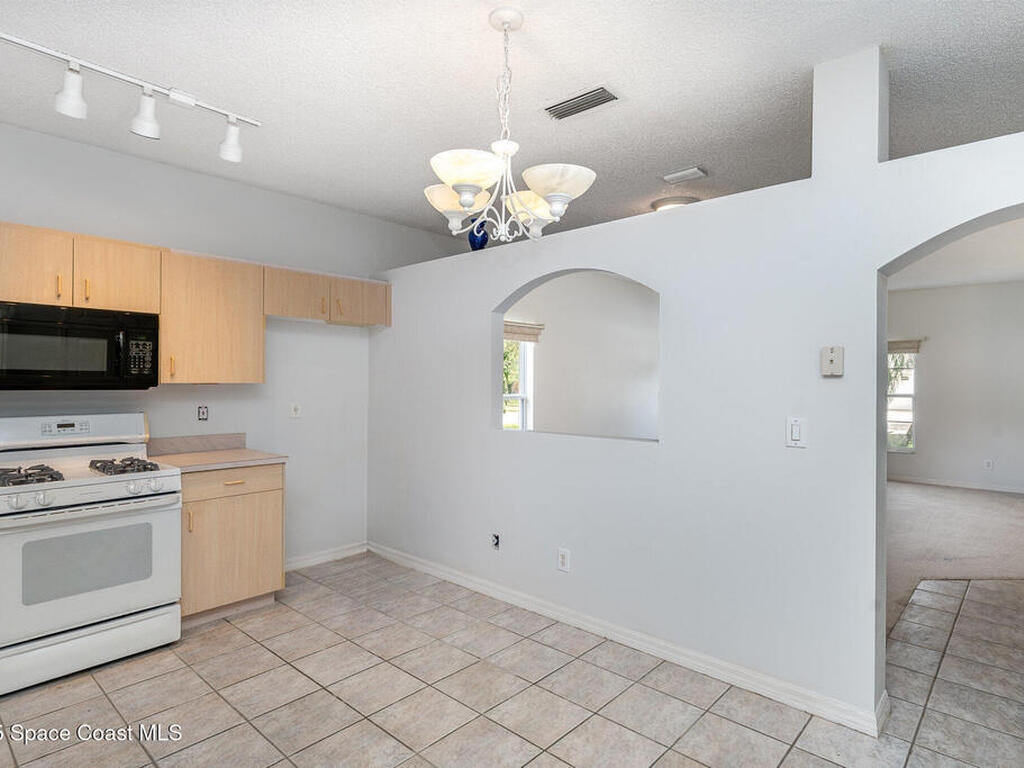 982 Villa Drive, Melbourne, FL 32940