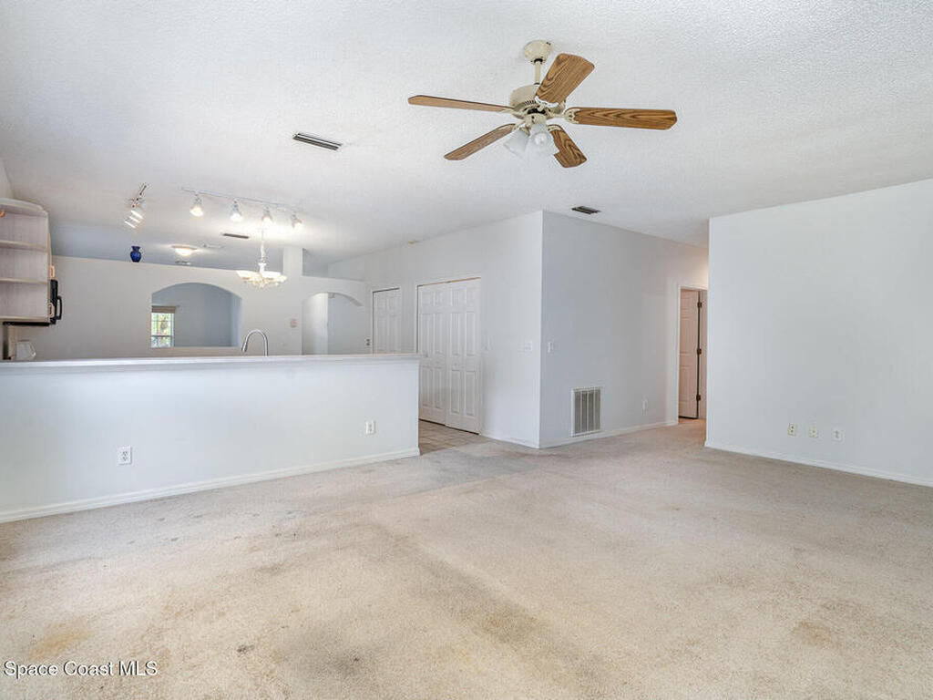 982 Villa Drive, Melbourne, FL 32940