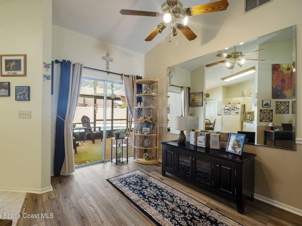 4738 N Dawnmeadow Court, Plant City, FL 33566