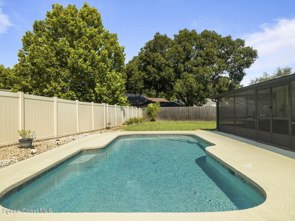 4738 N Dawnmeadow Court, Plant City, FL 33566