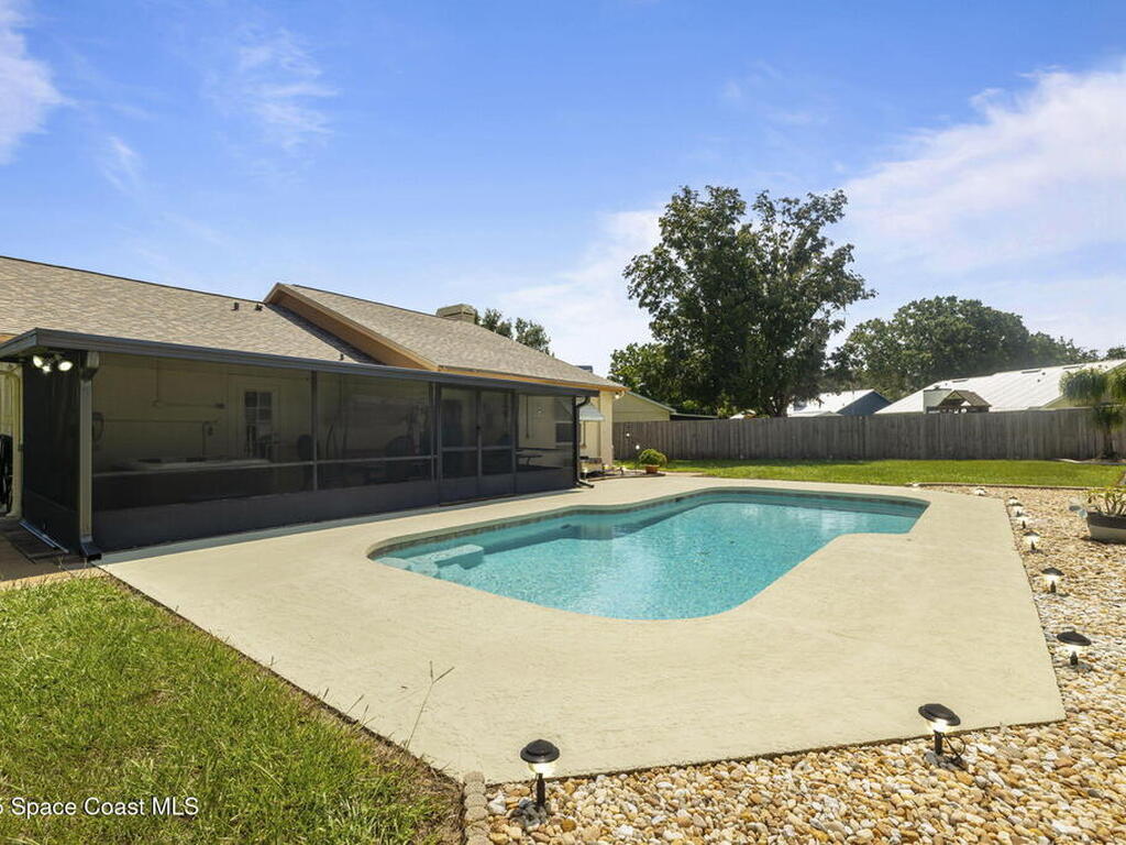 4738 N Dawnmeadow Court, Plant City, FL 33566