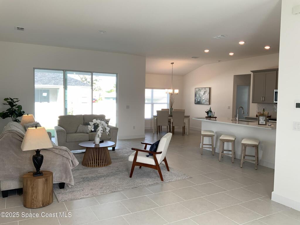 1787 Fallon Boulevard, Palm Bay, FL 32907