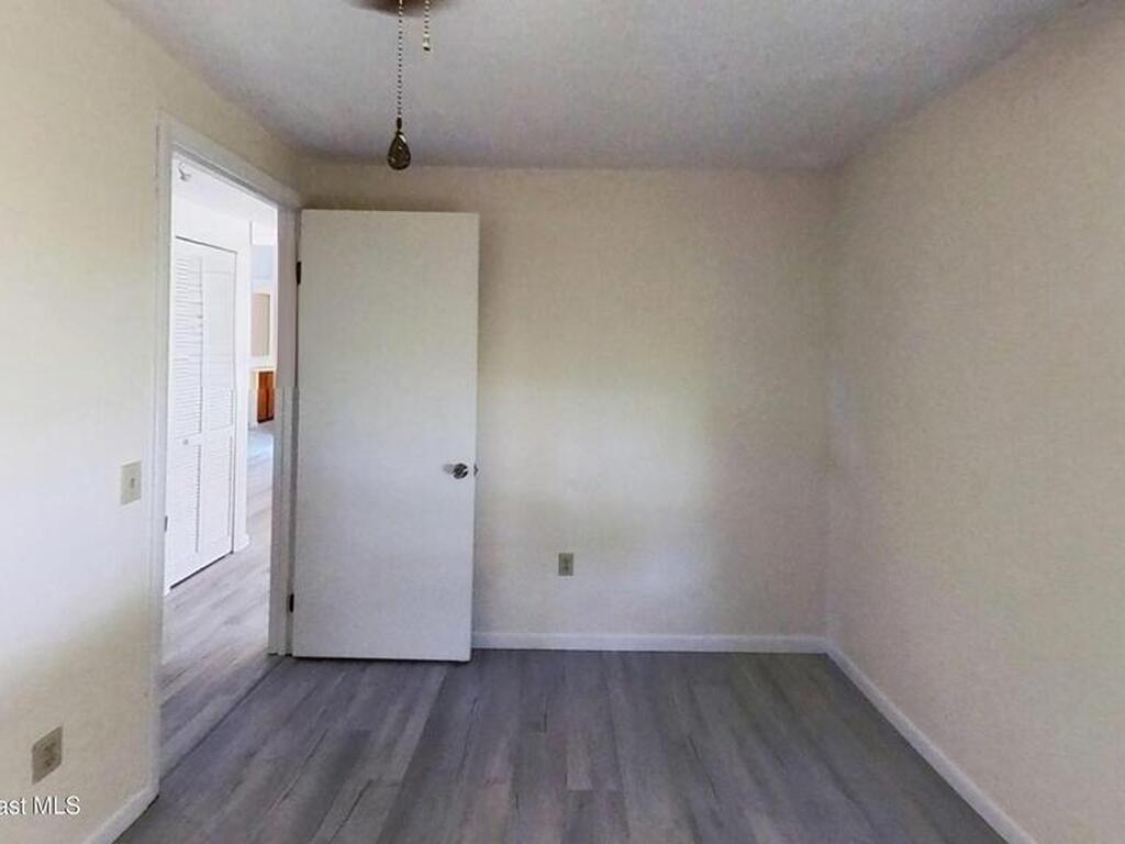 581 Borraclough Avenue, Palm Bay, FL 32907