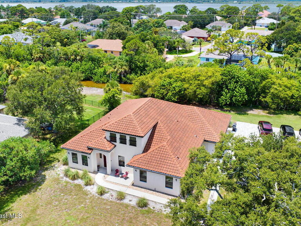1825 S Banana River Drive, Merritt Island, FL 32952