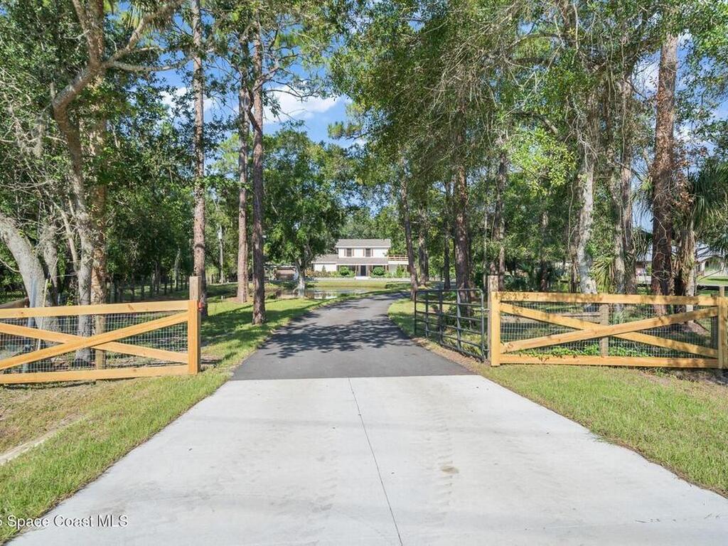 1325 Friday Road, Cocoa, FL 32926